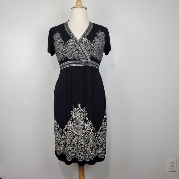 Motherhood maternity Black Off White Short Sleeve Tie Back Maternity Dress XL - Picture 2 of 10